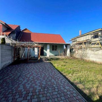 Дом с Ремонтом в Червоном Хуторе  на участке 2,1 сотки