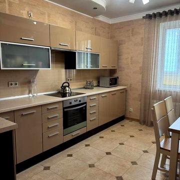 Здам 2к в ЖК 4 сезона на Максимовича