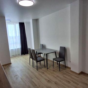 Перша здача квартири з видом на парк Центральний!