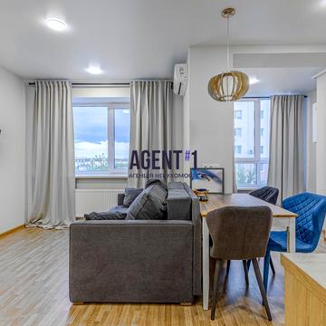 Героїв Небесної Сотні просп., 36