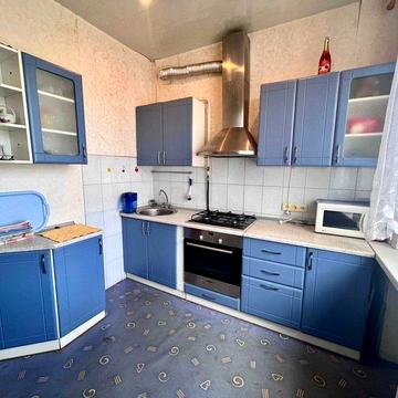 Продам 2-х комнатную квартиру в Центре