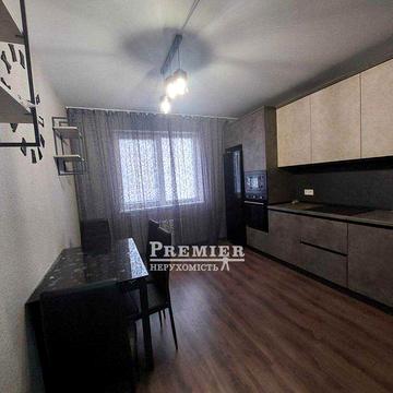 Продам 1 кімнатну квартиру з ремонтом у новому будинку на Сахарова