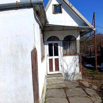 Продаж дачного будинку в смт.Рудне земельна ділянка 5,06 сотих