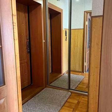 Довгострокова оренда 1к Квартира Симоненка Василя вулиця