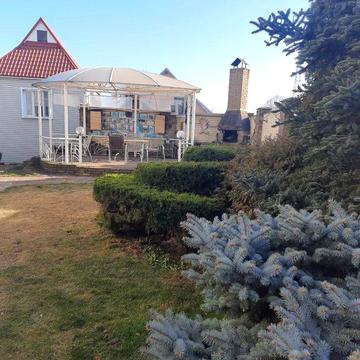 Продажа  поместья на Правом берегу.