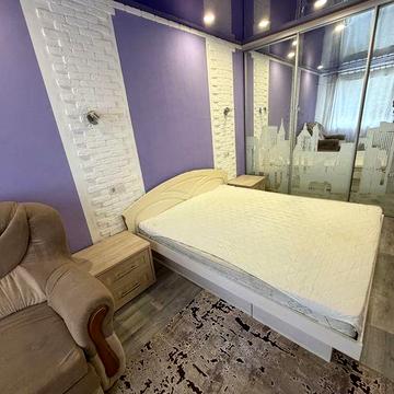 Здаєтся 2 кімнатна квартира на Восході .