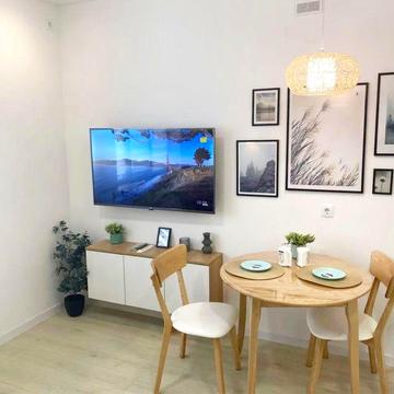 Сдам 1 кв.Студию Новострой Евро Ремонт Рядом Трк Украина и Парк Победы