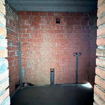 Квартира без ремонту з гарним виглядом. ГАЗ. БЕЗ КОМІСІЇ!