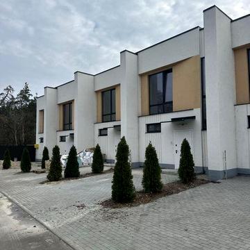Пропонуємо до продажу таунхаус в екологічному районі міста, і Єоселя