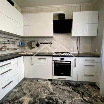 3к 87м² з великим холом | 2 поверх | не кутова | Зарічний