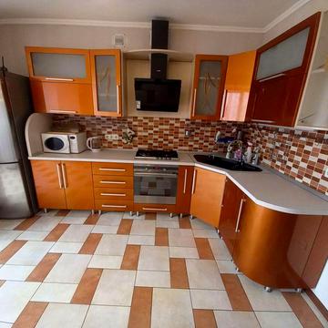 Здам 3кім.кв Зодчих 10 4/9ц 100/55/16