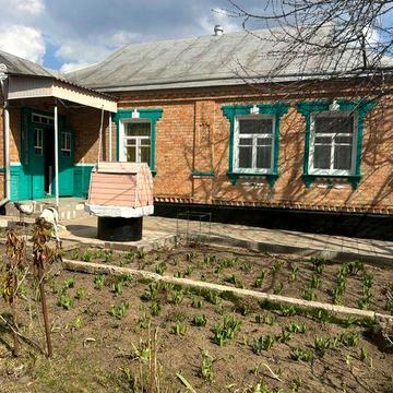 Продається дім в хорошому стані