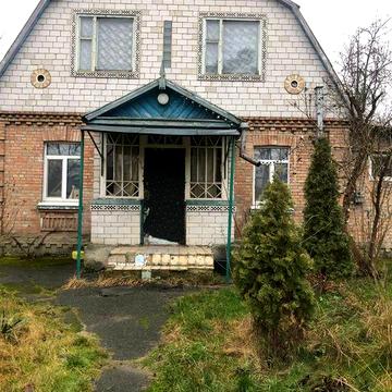 Затишний будинок з ділянкою в центрі Клавдієво-Тарасове