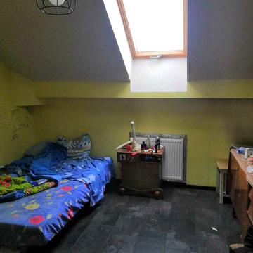 Оренда кімнати в будинку Скнилів