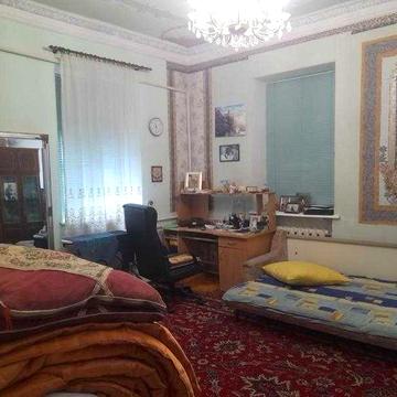 Продам 4-х комн. в Центре на Старопортофранковской