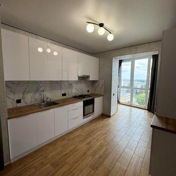 Здам простору квартиру в Жк Атлант