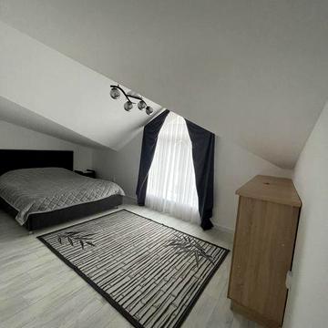 Здається 2-кім квартира в центрі Заболотова