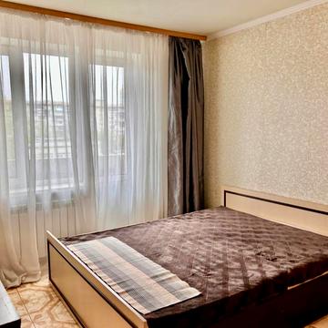 Олександра Архипенка вул. (Мате Залки), 4-Б