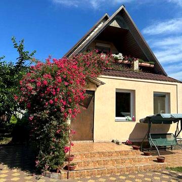 Оренда будинку біля озера Осокорки Славутич 101 м² ділянка 10 соток