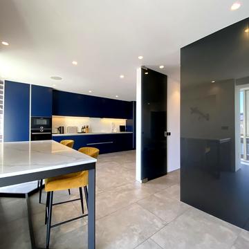 Івана Пулюя вул., 40