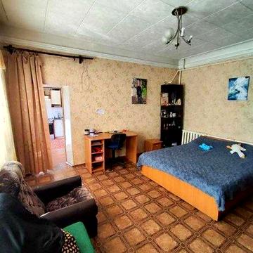 Дом на Слободке  ул. Хуторская. заезд для авто. Идут под программы