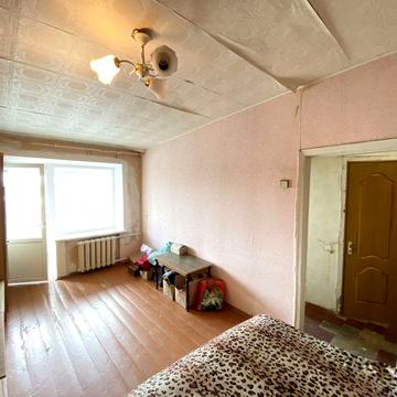 Продаж 1о кімнатної квартири в центрі біля ринку