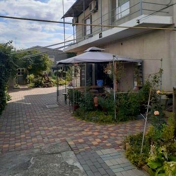 Продаж 3к Дім Лещенка Петра (Комінтерна) вулиця