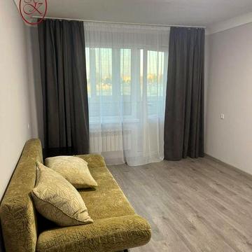 Здам 1но кімнатну,  центр