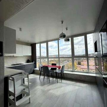 Шикарна двокімнатна квартира на Виставці