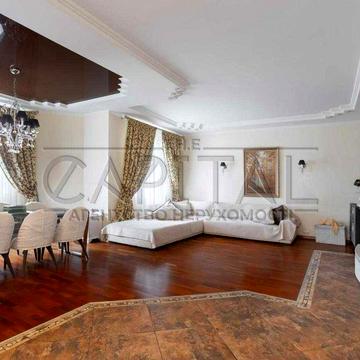 Продаж Будинок  Віта- Поштова ТОП ЦІНА 580м2, 20сот 10 хв від Києва