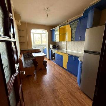 Сдам 3 комн просторную квартиру на Высоцкого