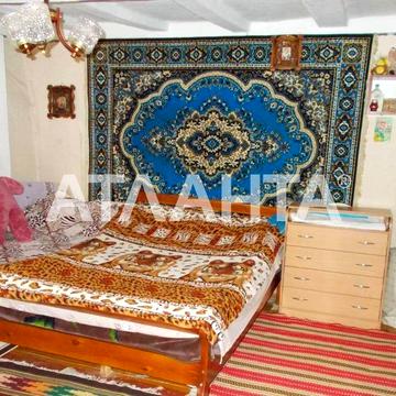 Жилой дом на большом участке с садом в городе Беляевка.