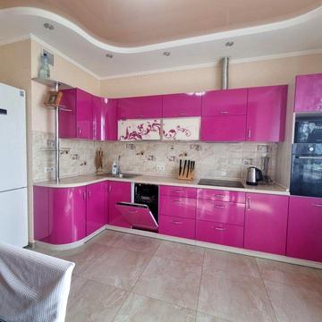 Середньофонтанська вул., 35