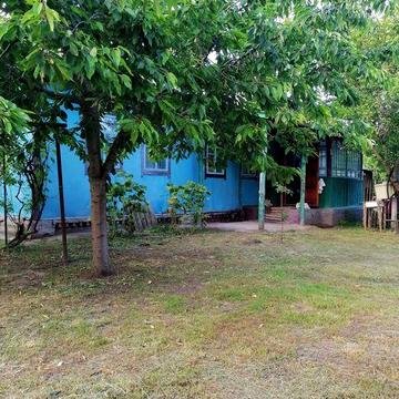 Сільська хатинка