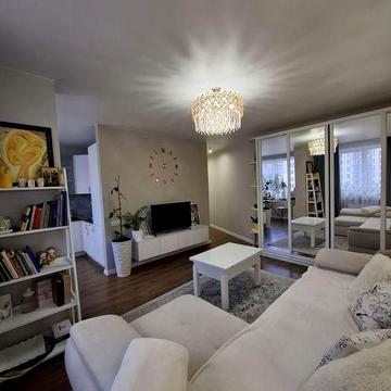 Продам квартиру ЖК "У-квартал"