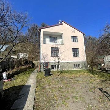 Продаж будинку у Львові на високому замку