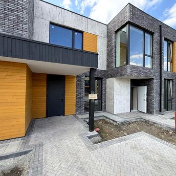 Продам таунхаус, максимальне оздоблення, КМ «О.Краса».