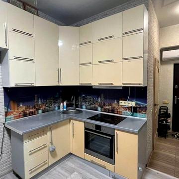 Продам смарт квартиру з великим балконом,Лісова 26