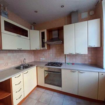 Здам цікаву 1-кімн. в Голосієво, м. " Голосіївська"