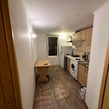 Сдаю отдельное жилье в частном доме ул Славгородская