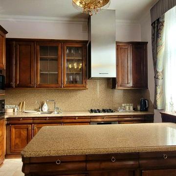 Краківська вул., 5