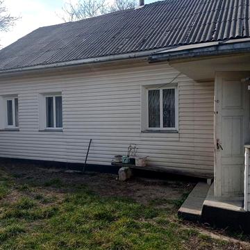 Продам будинок,за детальною інформацією звертатись за телефоном