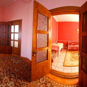 Великий та затишний будинок в Романково. Сертифікат!