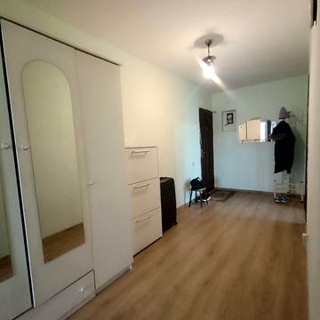 Продається простора квартира з індивідуальним опаленням