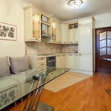 Дегтярівська вул., 25-А