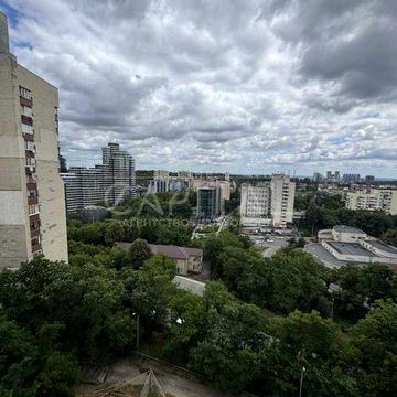 ЦЕНТР КИЄВА! 3-кімнатна 84 м² | Печерськ | Готова під ремонт 84 м2