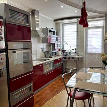 Академмістечко. 3 кімнатна квартира на пр. Палладіна 18/30