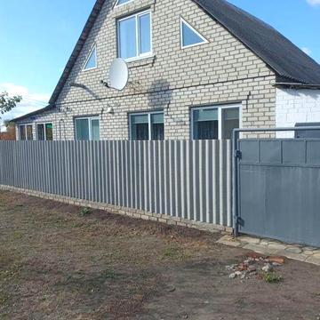 Продаётся 1,5этажный дом в г.Изюм, район Верхнего посёлка