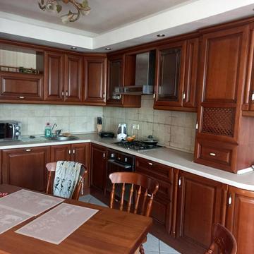 Стрітенська вул. (Комсомольська), 100