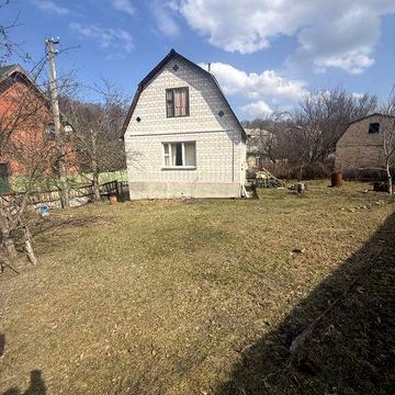 Будинок-дача. Ділянка 6сот